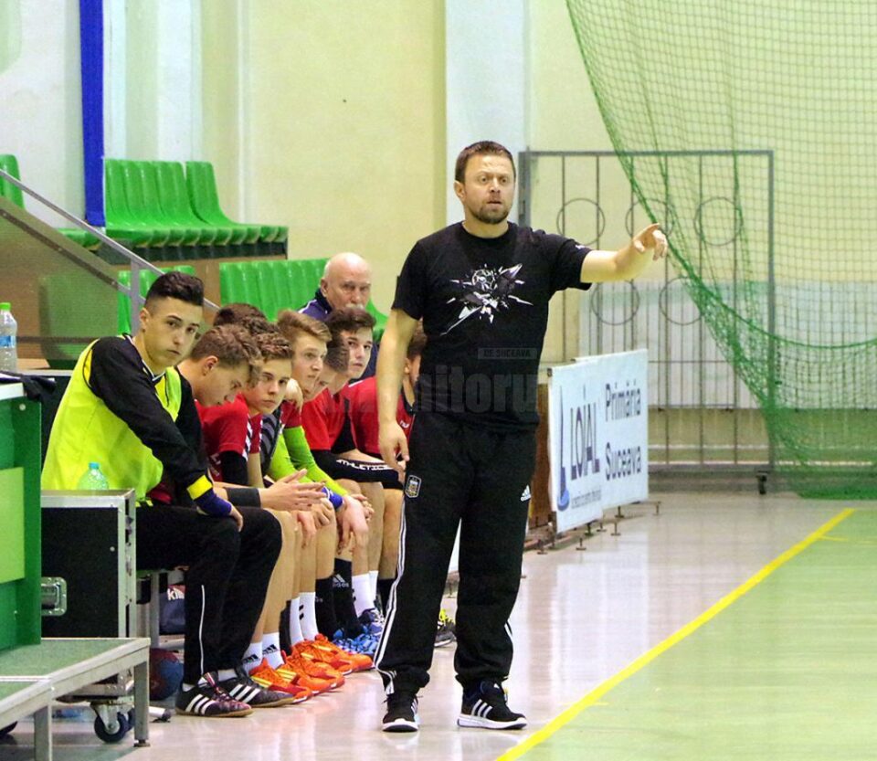 Antrenorul juniorilor I de la LPS Suceava, Răzvan Bernicu