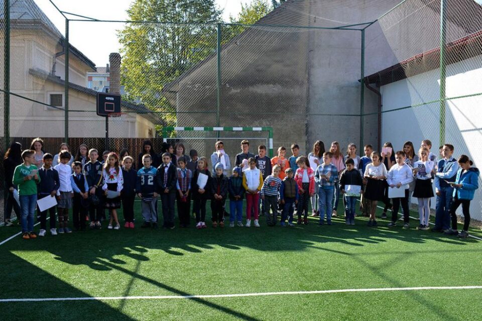 Două asociații din Franța au inaugurat un spațiu de joacă la Centrul Social ,,Maria Ward”