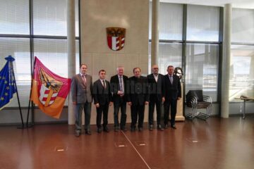 Flutur a condus delegația din județul Suceava care s-a întâlnit cu președintele regiunii Schwaben din Germania