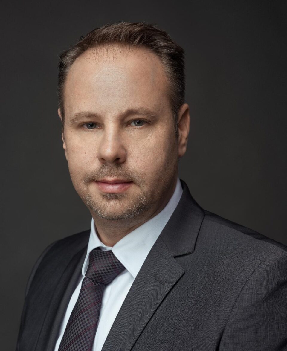 Andrew Prelea, președinte și director executiv al Vast Resources România Andrew Prelea, președinte și director executiv al Vast Resources România