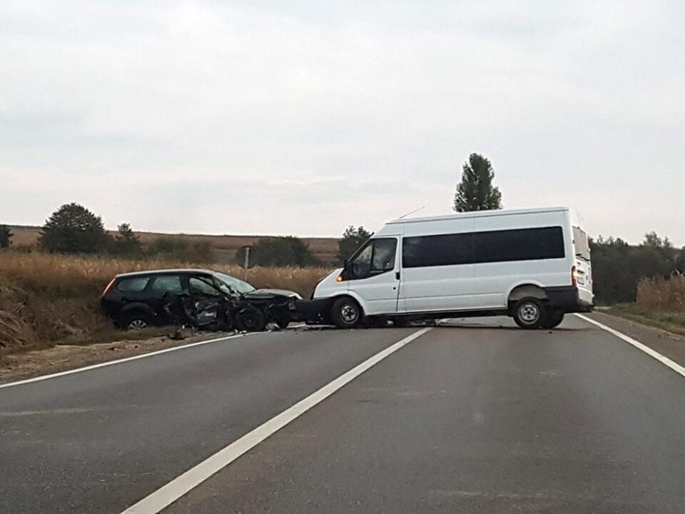 Accidentul a fost extrem de violent. Foto: IONUȚ BONDAR