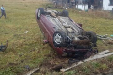 Ultimul accident s-a petrecut ieri, tot în condiții de carosabil umed