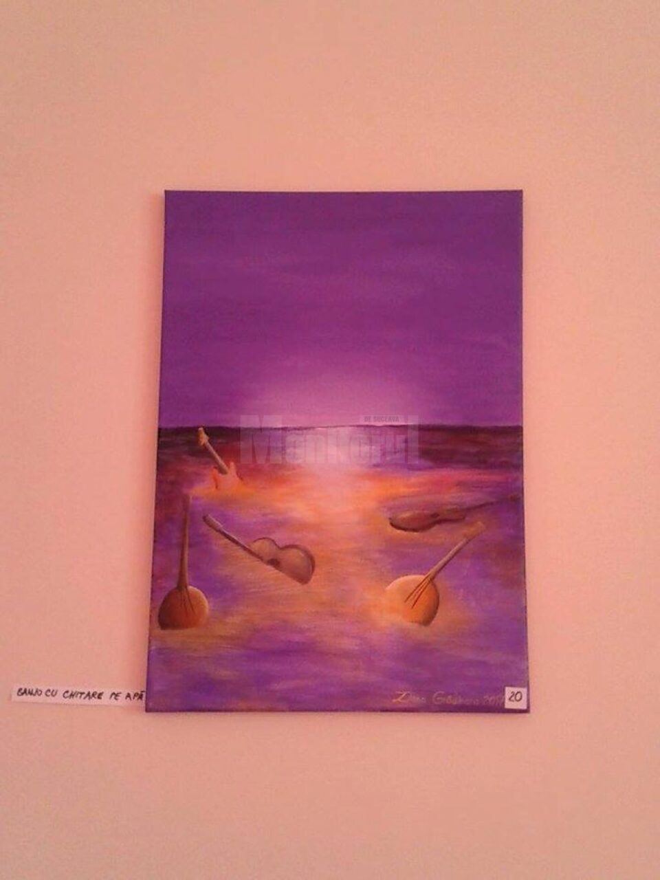 Expoziția de pictură ”Armonia chitarelor”, semnată de Dana Grădinaru, la Casa de Cultură Gura Humorului