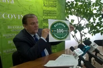 Plăcuțe cu ”Bucovina-Centenarul unirii cu țara” vor fi amplasate la intrările în județ și pe clădirile publice