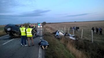 masinile s-au zdrobit una de alta