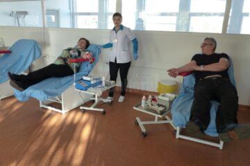 Voluntarii au donat sange pentru a salva viata femeii grav ranite in accident