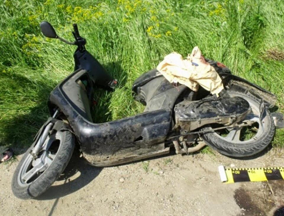 Tânărul care a provocat accidentul de moped în urma căruia un adolescent a murit se află în stare critică la spital Tânărul care a provocat accidentul de moped în urma căruia un adolescent a murit se află în stare critică la spital