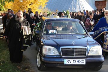 Cortegiul funerar a mers la Rotopănești, localitatea natală a preotului