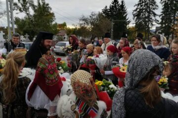 Momente de sărbătoare în comuna Berchișești, la sfințirea Casei Parohiale de la Biserica Sfântul Nicolae