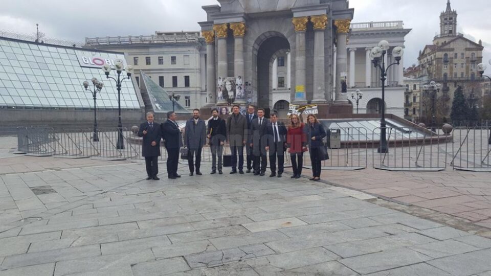 Virginel Iordache a făcut parte din delegația care a discutat cu autoritățile din Ucraina pentru păstrarea învățamântului în limba română Virginel Iordache a făcut parte din delegația care a discutat cu autoritățile din Ucraina pentru păstrarea învățamântului în limba română