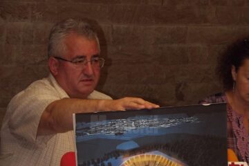Primarul Ion Lungu a prezentat proiectul noului stadion al Sucevei, cu 15.000 de locuri