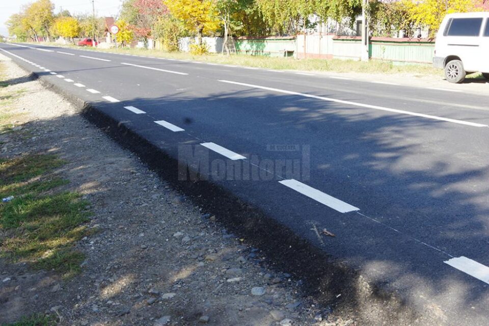 Pericol mare de accidente pe drumul Gura Humorului-Fălticeni, din cauza diferențelor de nivel