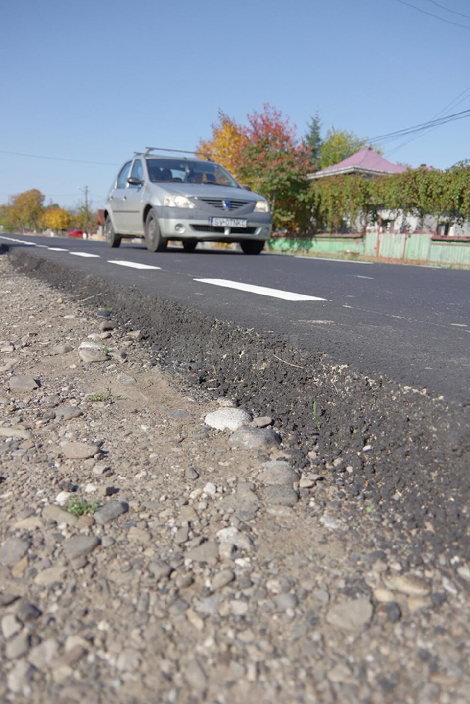 Diferența mare de nivel face ca o ieșire în decor, cât de mică, poate duce la accidente grave