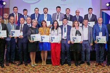 Primarul Mihăiță Negură a primit un premiu de excelenta pentru proiectul de reabilitare a unei grădinițe