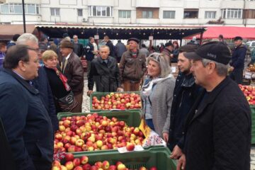 Gheorghe Flutur a fost prezent ieri la Târgul Mărului