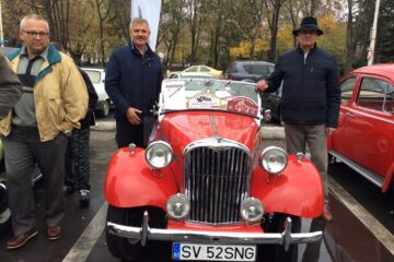 Automobilul Singer, marcă englezească, o mașină cabrio fabricată în anul 1952, unică în România
