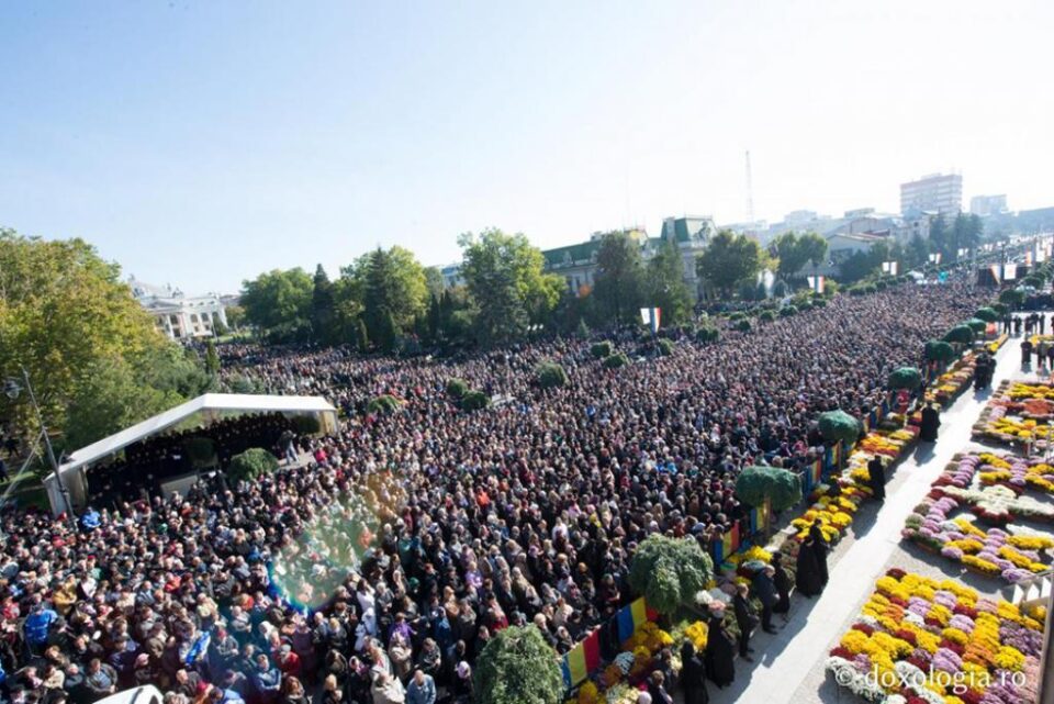 Ce s-a văzut și ce nu s-a văzut la sărbătoarea Sfintei Parascheva