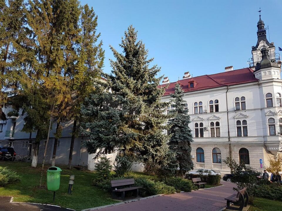 Concurs cu premii de 10.000 de lei pentru realizarea unui monument dedicat Marii Uniri