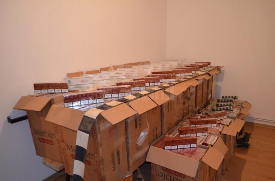 Țigări de contrabandă, de peste 40.000 de euro, găsite de polițiștii de frontieră suceveni