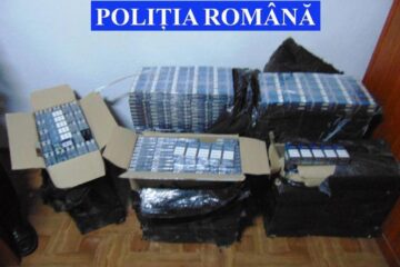 Autoturism cu țigări de contrabandă, interceptat la Pojorâta