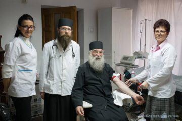 Campanie de recoltare a sângelui la Mănăstirea Putna
