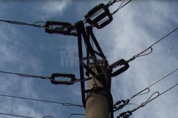 Vântul puternic face probleme în zona de munte