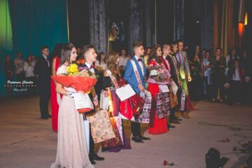Balul Bobocilor de la Colegiul Economic "Dimitrie Cantemir". Foto: Claudiu Pitureanu