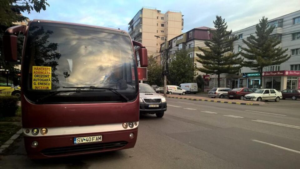 Cursa Hănțești- Adâncata- Suceava are traseu pana în cartierul George Enescu. Foto: Dan Ioan Cușnir