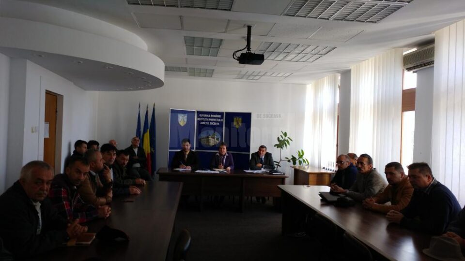 Proprietarii școlilor de șoferi sunt nemulțumiți de mutarea examenele pentru permise în municipiul Suceava Proprietarii școlilor de șoferi sunt nemulțumiți de mutarea examenele pentru permise în municipiul Suceava