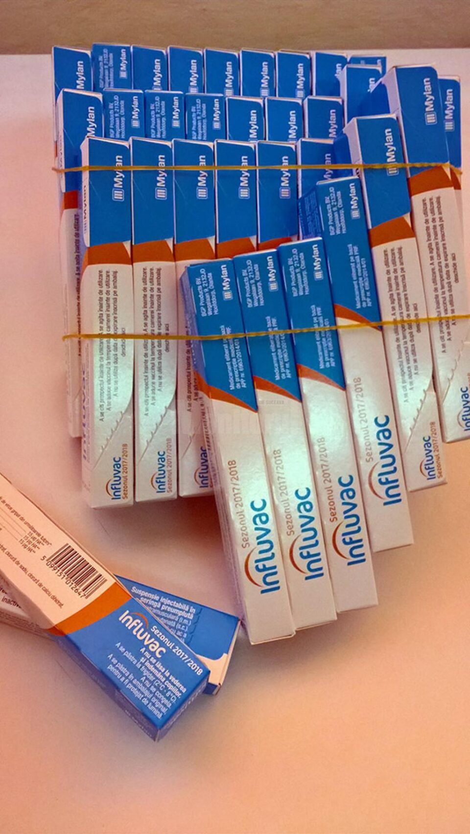 Vaccinul antigripal destinat imunizării persoanelor din grupele de risc va fi repartizat județului Suceava după data de 15 noiembrie a.c. Vaccinul antigripal destinat imunizării persoanelor din grupele de risc va fi repartizat județului Suceava după data de 15 noiembrie a.c.