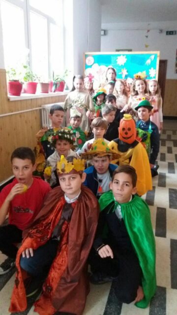 „Toamnă de poveste”, la Școala Gimnazială Nr. 1 Suceava