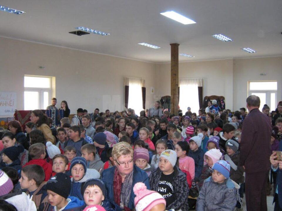 Festivalul „Sărbătorim toamna” la Liceul Pârteștii de Jos, la a IV-a ediție