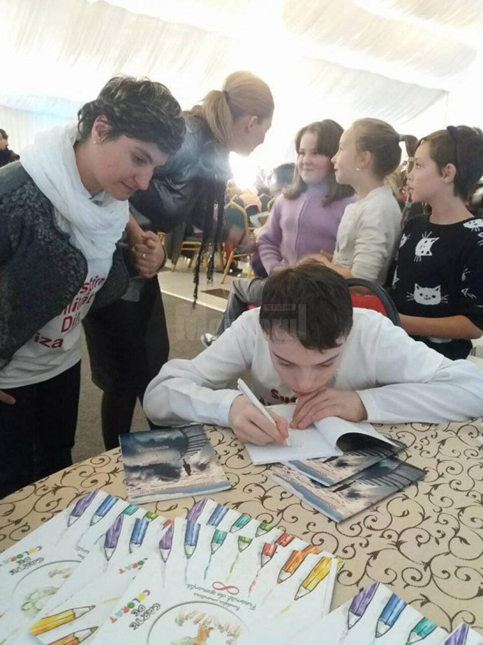 Sebi Crăciun a lansat un nou volum de poezii