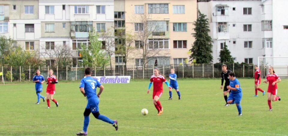 Fetele de la CN Nicu Gane au câștigat clar disputa cu CF Onești. Foto cronicadefalticeni.ro Fetele de la CN Nicu Gane au câștigat clar disputa cu CF Onești. Foto cronicadefalticeni.ro