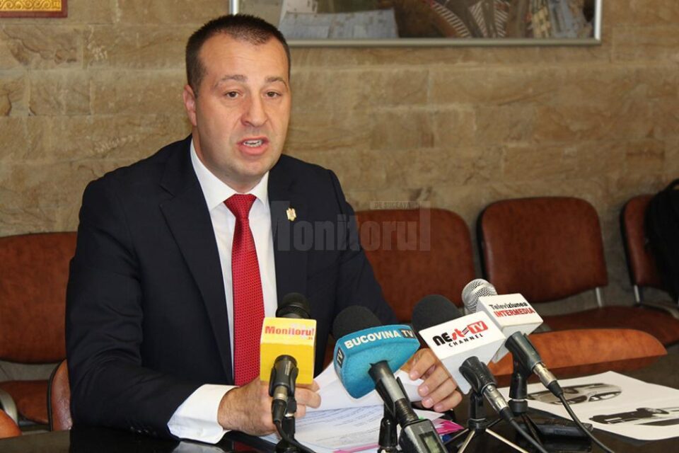 Viceprimarul Lucian Harșovschi