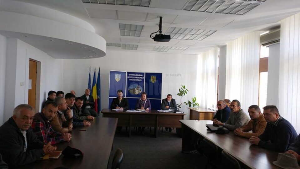 Proprietarii școlilor de șoferi din județ nu sunt de acord cu mutarea examenului practic pentru permis la Suceava