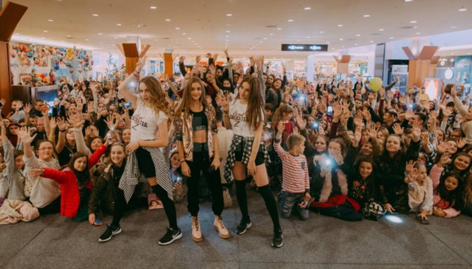 Iuliana Beregoi la Iulius Mall Suceava