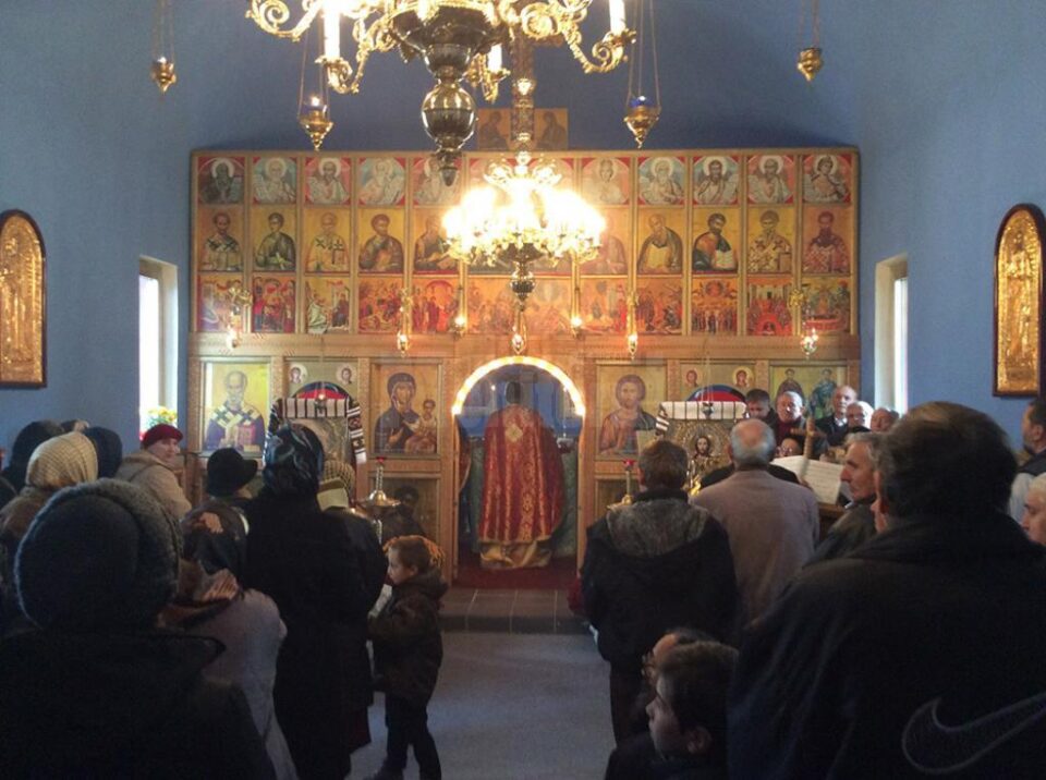 Hramul bisericii din curtea Spitalului Municipal „Sf. Doctori Cosma și Damian” din Rădăuți