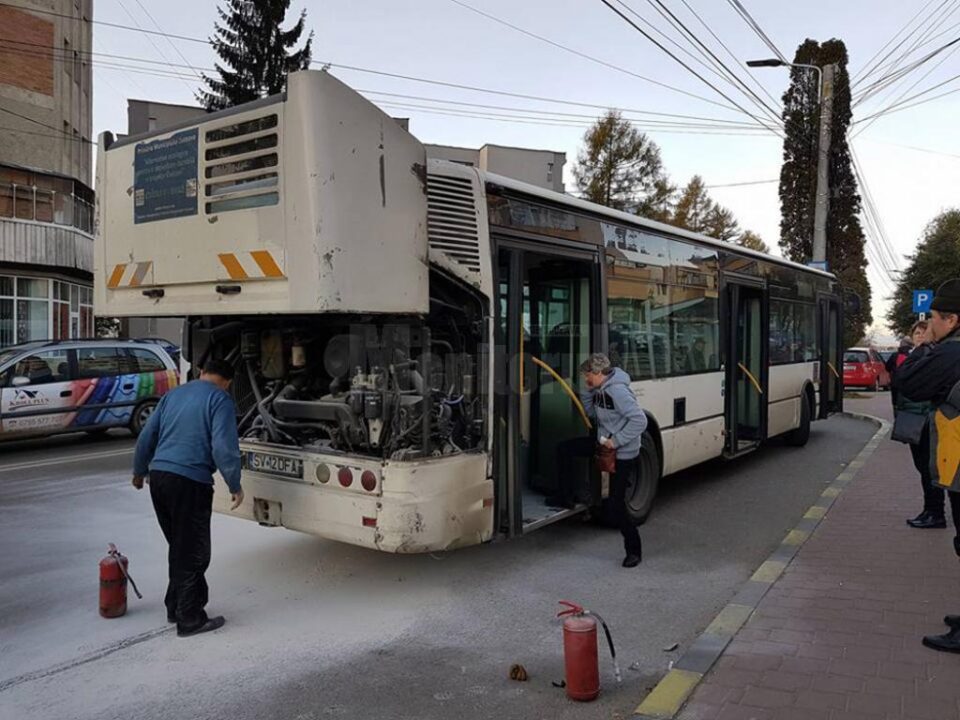 Intervenția promptă a șoferului a făcut ca incendiul să fie stins fără a produce pagube semnificative