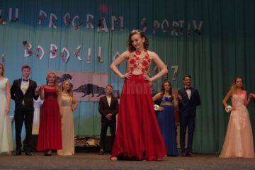 Liceul cu Program Sportiv a reînviat Grecia antică, la Balul Bobocilor