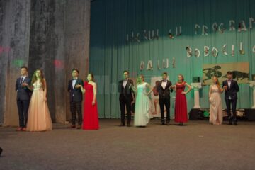 Liceul cu Program Sportiv a reînviat Grecia antică, la Balul Bobocilor