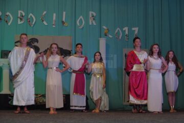 Liceul cu Program Sportiv a reînviat Grecia antică, la Balul Bobocilor