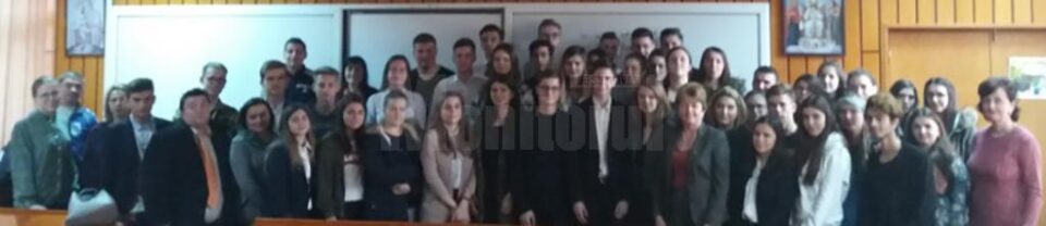 Elevii din județ au reprezentanți noi