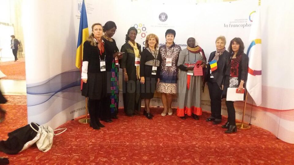 Prof. univ. DHC Sanda-Maria Ardeleanu, alături de alte participante la Conferința Femeilor din Francofonie Prof. univ. DHC Sanda-Maria Ardeleanu, alături de alte participante la Conferința Femeilor din Francofonie