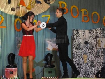 Balul Bobocilor „în duet”, la Colegiile Tehnice „Alexandru I. Cuza” și „Petru Mușat”