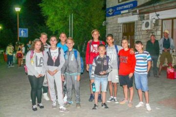 Proiectul de la Rădăuți a avut ca scop realizarea unei tabere pentru cei 10 copii de la Casa de tip familial „Universul Copiilor”