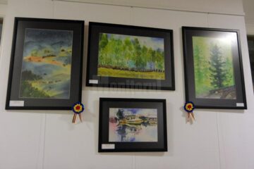 Expoziția de pictură ,,99 + 1=100”, realizată de copiii de la Așezământul „Sfântul Ierarh Leontie” Rădăuți