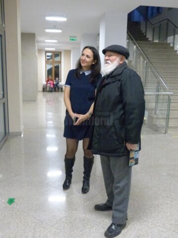 „Retrospectivă”, prima expoziție personală de pictură a Cristinei Iacob