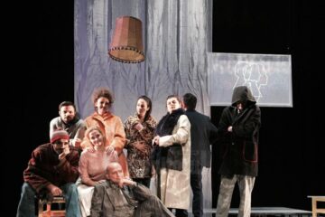„3 Surori” - un spectacol inedit pe scena teatrului sucevean