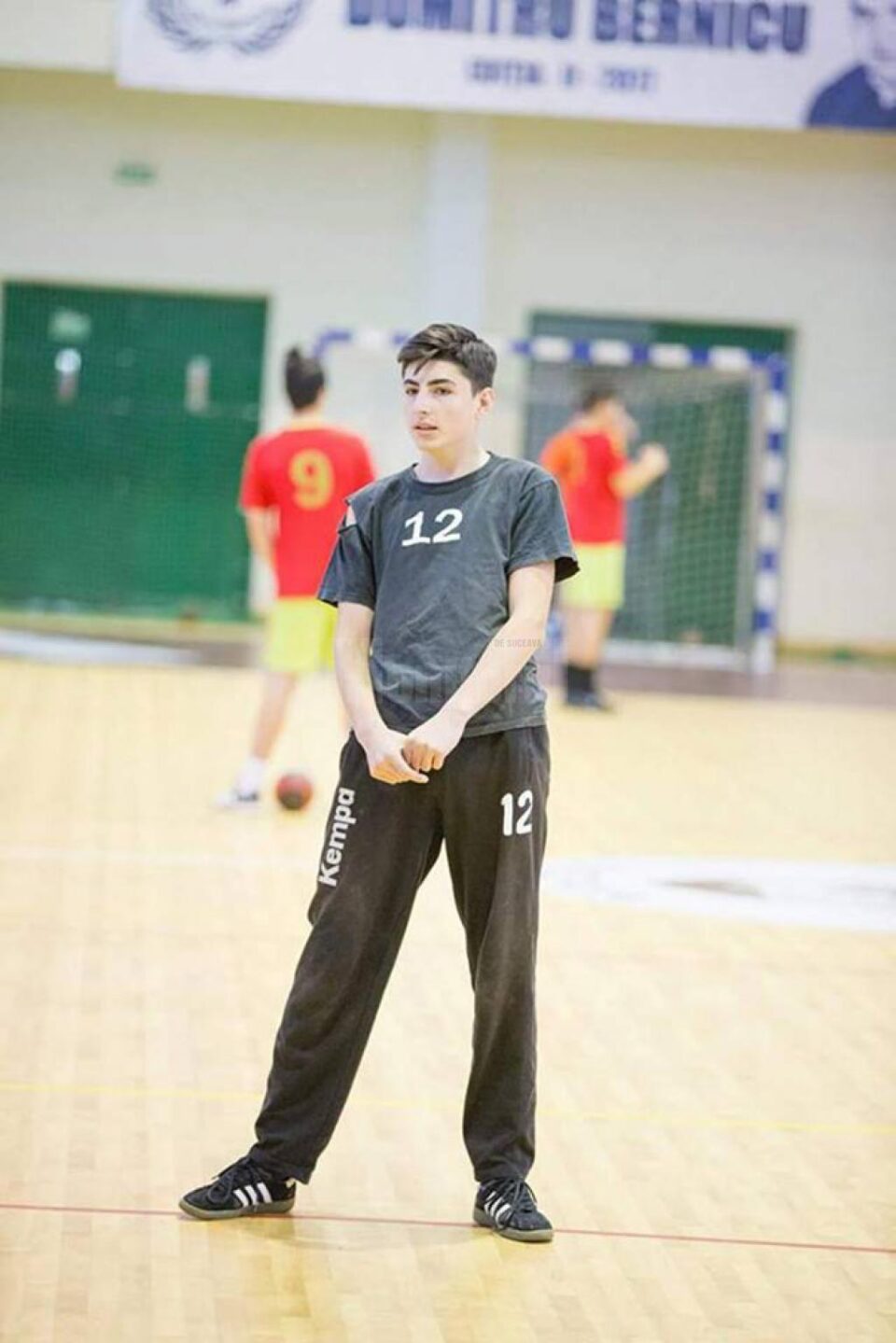 Portarul Ionuț Andreescu a avut evoluții foarte bune în cele opt meciuri câștigate de suceveni Portarul Ionuț Andreescu a avut evoluții foarte bune în cele opt meciuri câștigate de suceveni